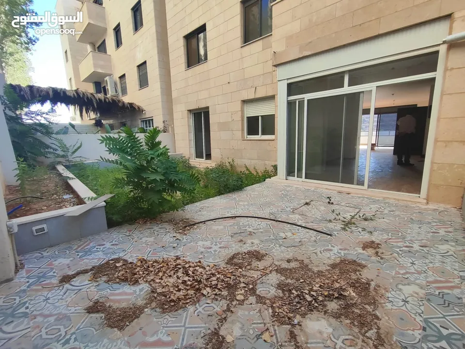 شقة شبه مفروشة للإيجار – عين منجد، شارع إسكان المهندسين