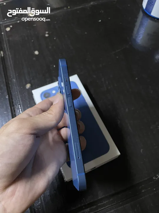 iPhone 13 عادي وكاله مع كرتونه128 جيجا