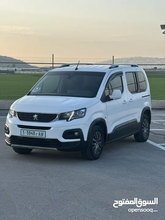 بيجو بارتنر اتوماتيك سبع ركاب ديزل 2019 برايفت اضافات مميزة الشكل الجديد