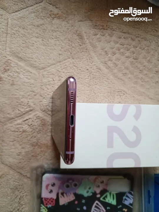 سامسونج  128جيجا و 8 جيجا رام معالج