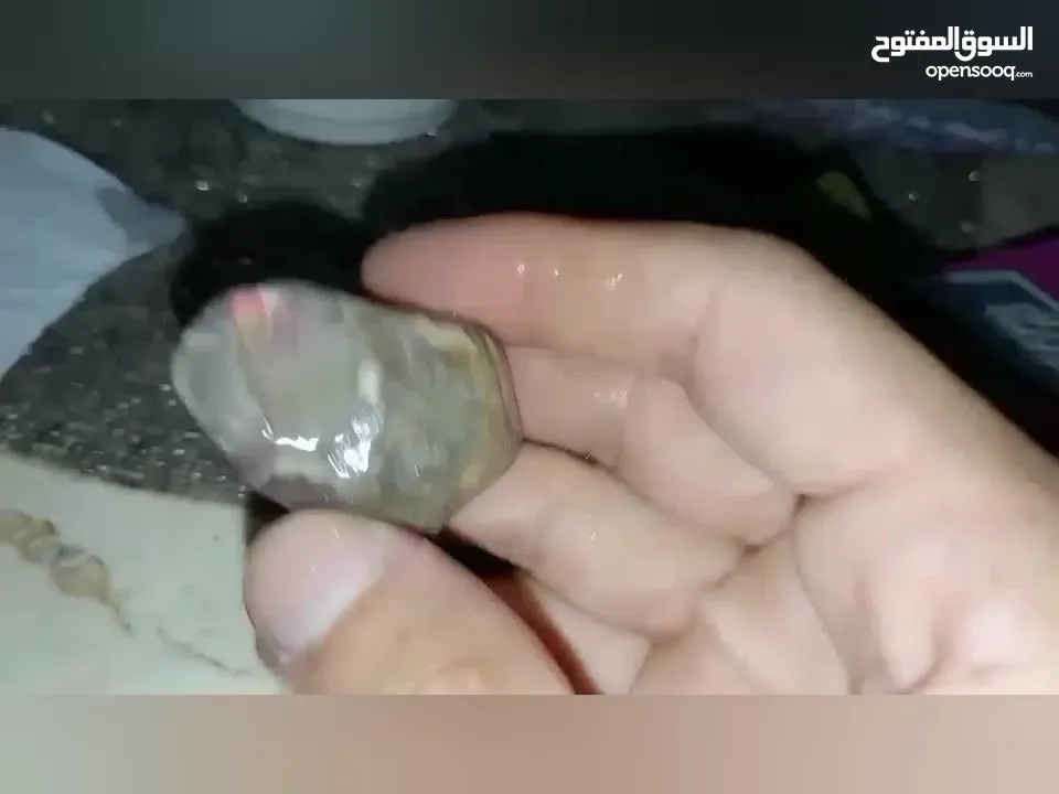 حجر اوبال نوع قوس قزح النادر حجر الاوبال الكريم فاير قوي جدا متعدد الألوان فاير احمر الأكثر ندرة