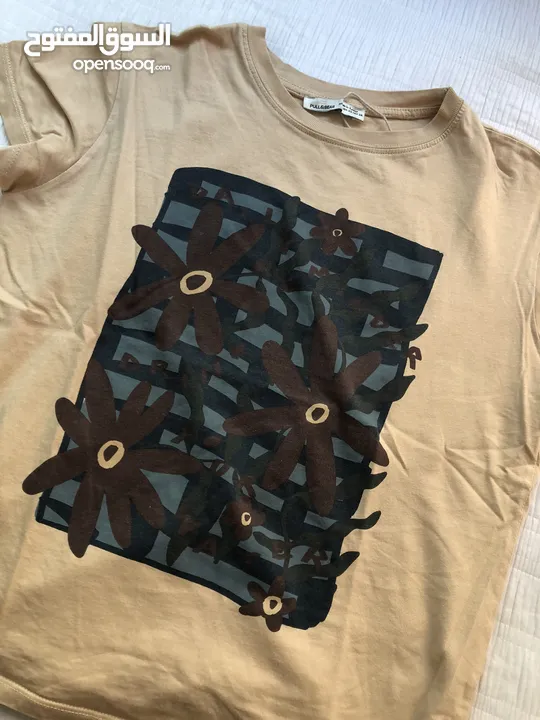 بلوزة pull&bear