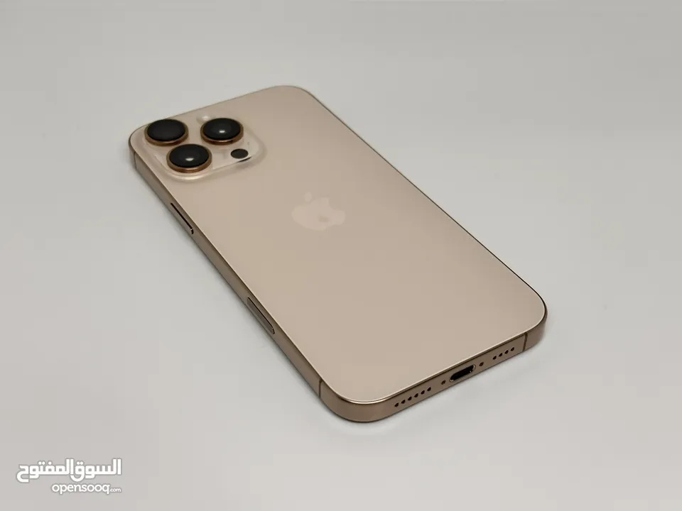 iPhone 16 Pro Max مشحون 17 مرة فقط شبه جديد