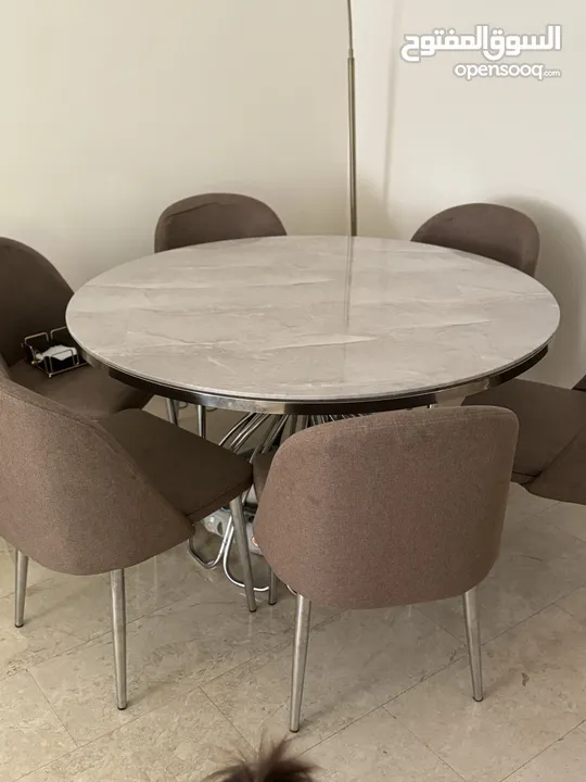 Dinning round table set