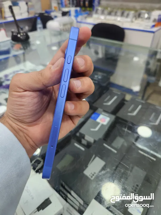 iPhone 16 128 وارد الشرق الأوسط بسعر مميز