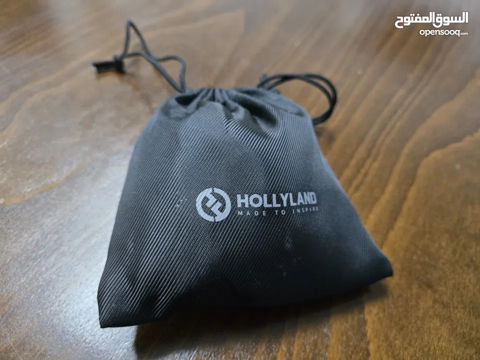 مايكروفون لاسلكي من نوع Hollyland LARK M2 (نسخة Combo الشاملة)