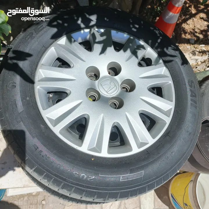جنط هوندا سيفيك موديل 2008مع طاسات