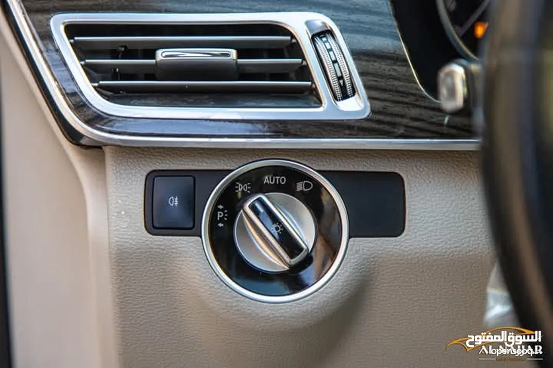 Mercedes E200 Avantgarde Amg kit 2015  السيارة وارد و بحالة الوكالة
