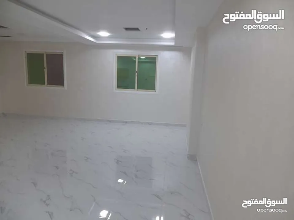 شقق غرفة وصاله وحمام ومطبخ واستوديوهات للايجار  One bedroom apartments, a hall, a bathroom, a kitche