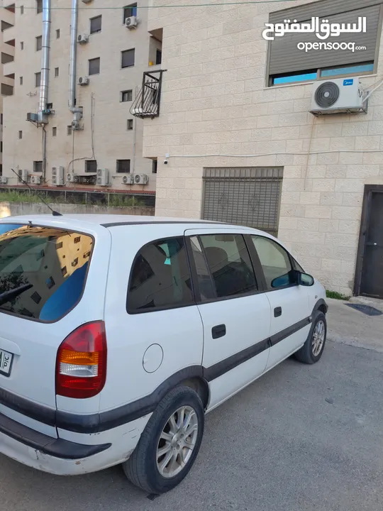 اوبل زفيرا 2002 للبيع