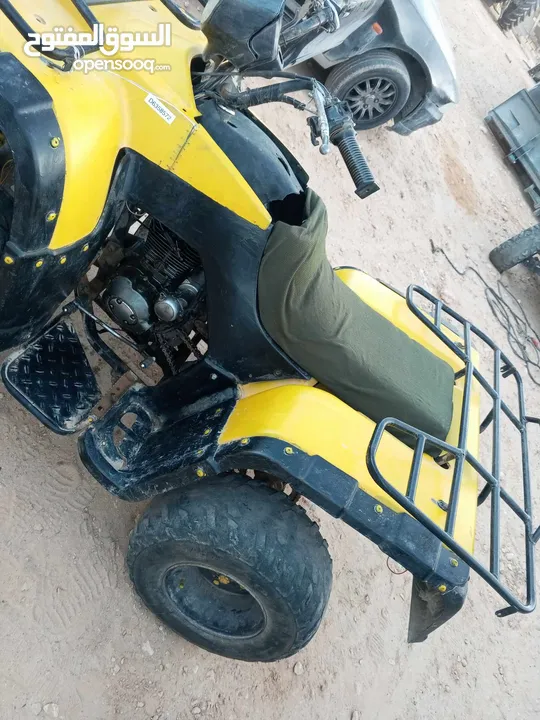 موطو اربع عجل حجم كبير 250cc