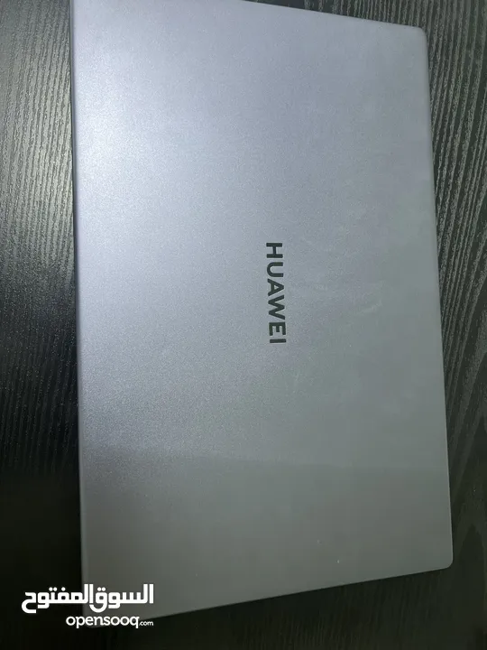 HUAWEI Matebook for sale 2600 aed with damage warranty Emax care