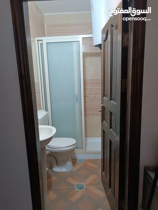 استديو مفروش للايجار لموظفات قريب من شركة جوال