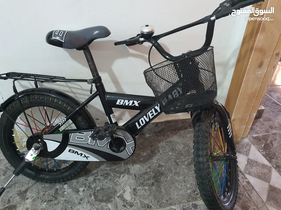 دراجه هوائية BMX جنط 16 لون أسود بحالة الوكالة