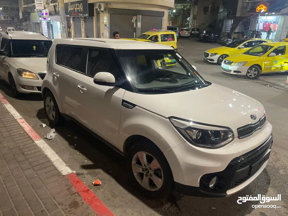 كيا سول 2018 بنزين السيارة متور وقير جيد جدان متور 1600 بدون تيربو والسيارة بحالة الشركة