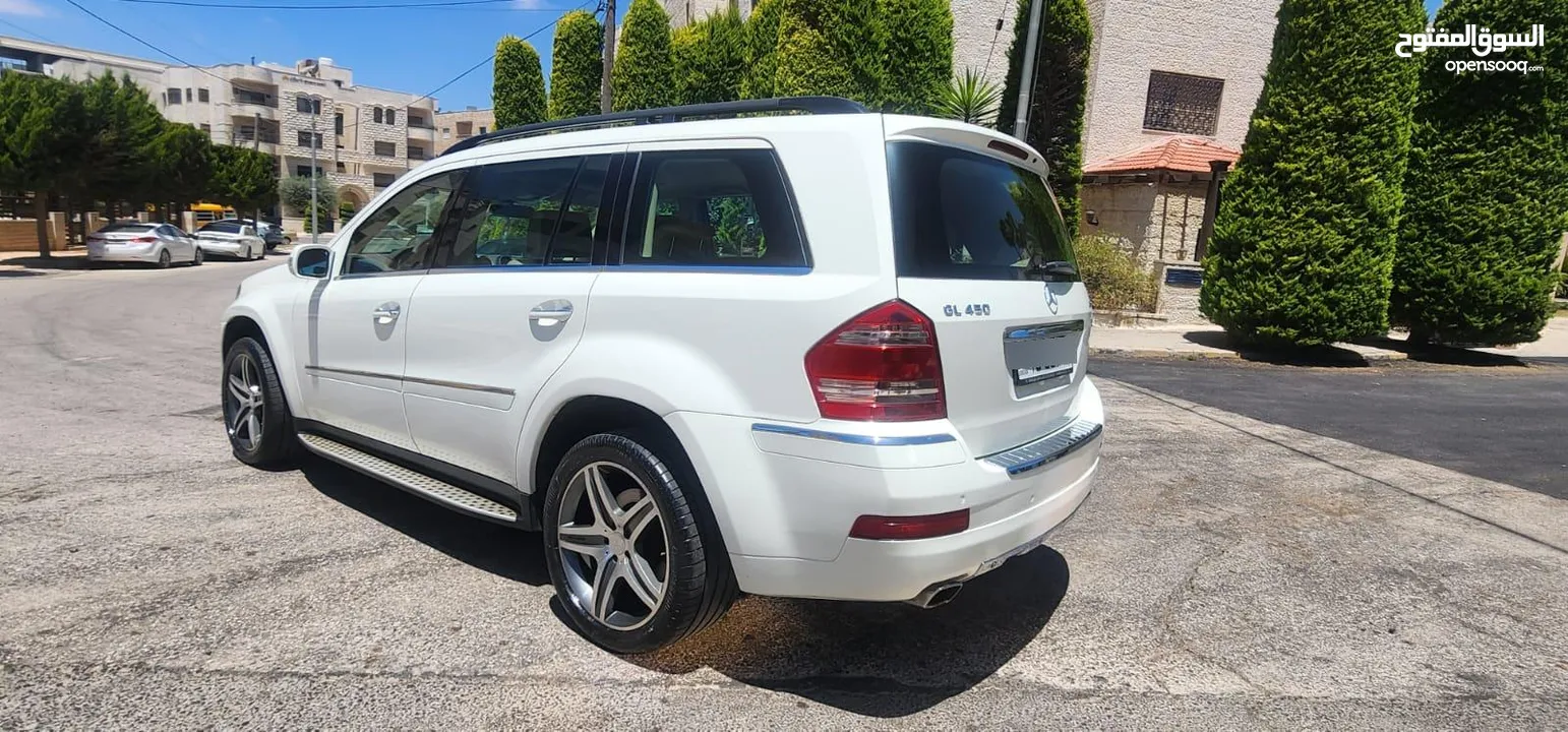 كاش أو اقساط من المالك مرسيدس GL 450 2008 AMG مالك اول من الشركه بحاله الوكاله فحص كامل