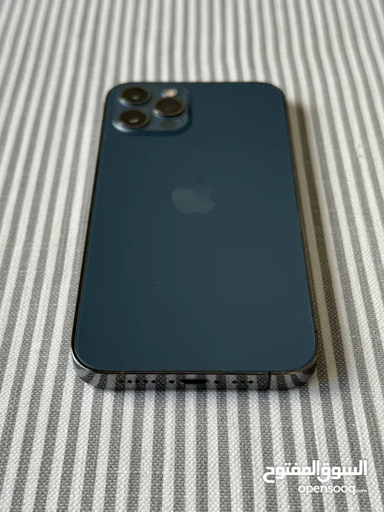 Iphone 12 pro 256GB used blue used like new