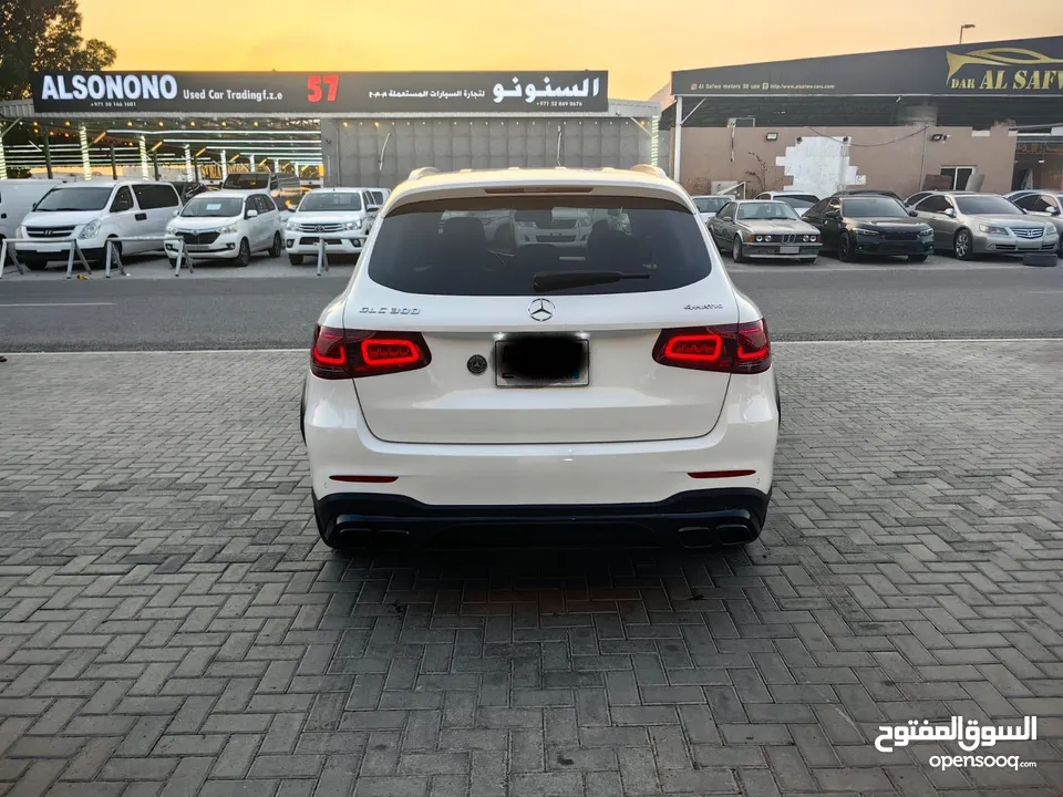 GLC 300 موديل 2022 عليها كت 63