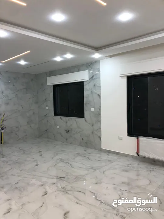 شقق مميزة باجمل مناطق البنيات خلف شارع الحرية منطقة فلل هادئة قرب جميع الخدمات بأسعار مغرية
