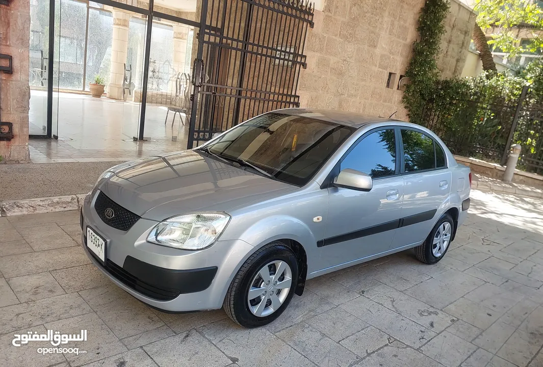 كيا ريو موديل 2009 بنزين اتوماتيك