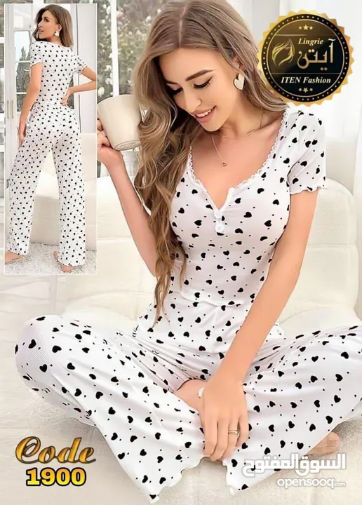 ملابس نسائية