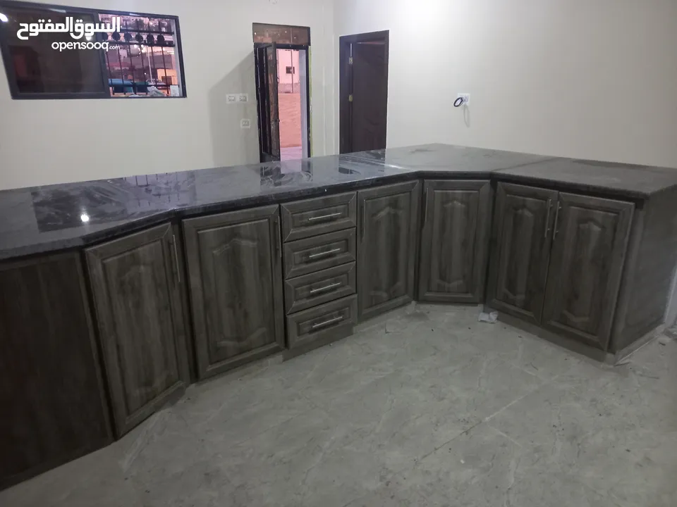 تصميم و تركيب جميع انواع الرخام والجرانيت وصيانة المطابخ و تصميم فير غاز