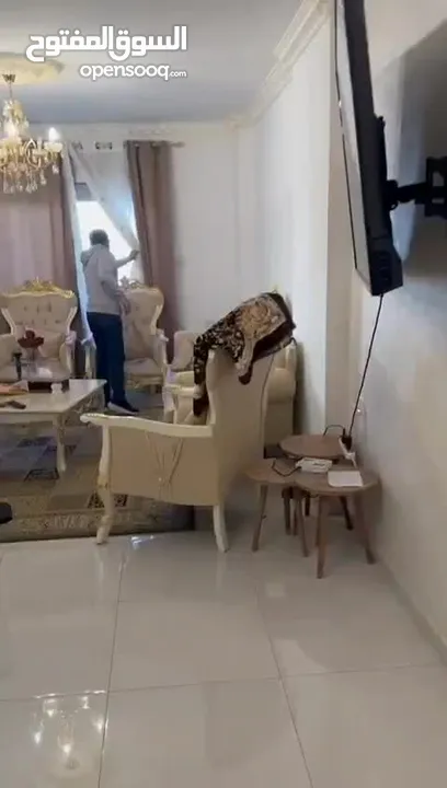 شقة مفروشة للبيع
