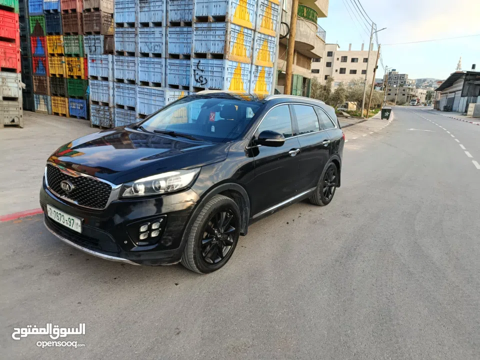 كيا سورنتو للبيع