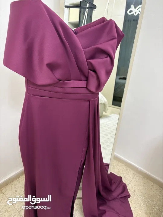 فستان رسمي off shoulder