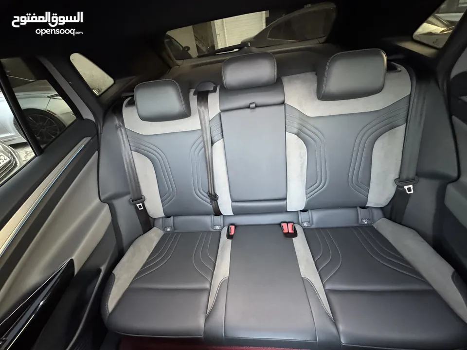 فولكسفاجن ID.4 CROZE PRO 2022 بحالة الزيرو جمرك اليووووم اعلى صنف للبيع وبسعر مغررررييي