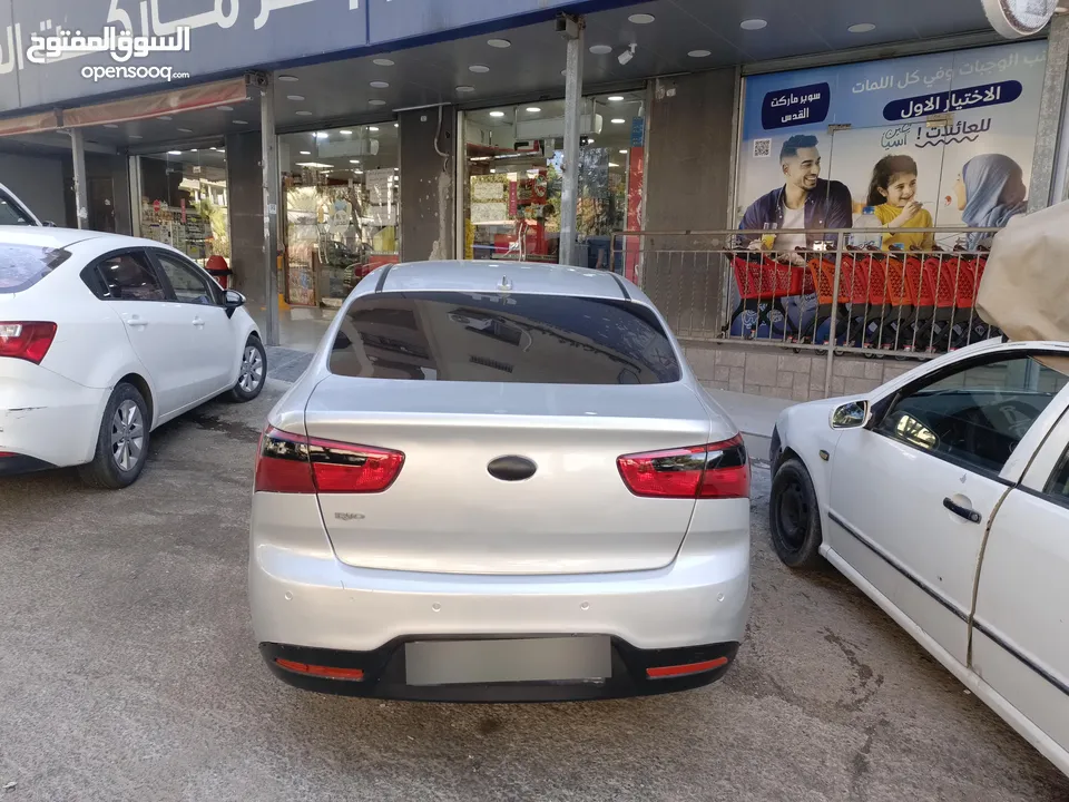كيا برايد 2014 اتماتك اربعه غيار بسعر 39000 نقدا البدل وارد