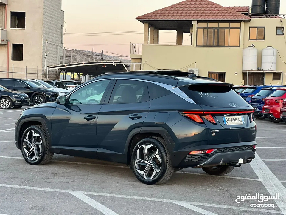 هونداي توسان/2022 Plug In فل الفل فتحة سقف بانوراما  4x4 ///271Hp   ( Haybrid) 1600cc