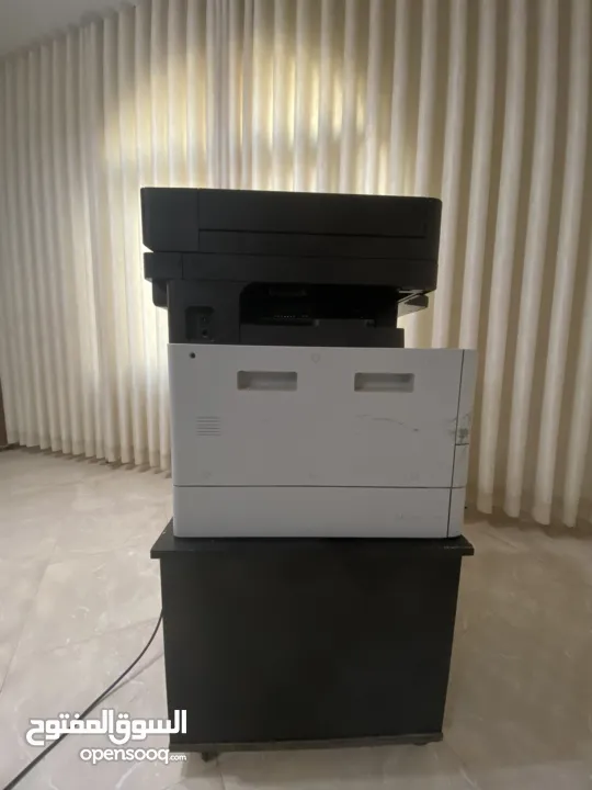 طابعة سامسونج كبيرة (طباعة ليزر) متعددة الاستخدامات