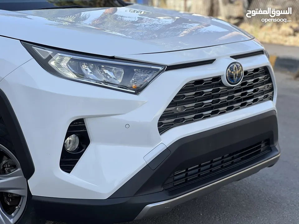 تويوتا RAV-4 2022 ليثيوم