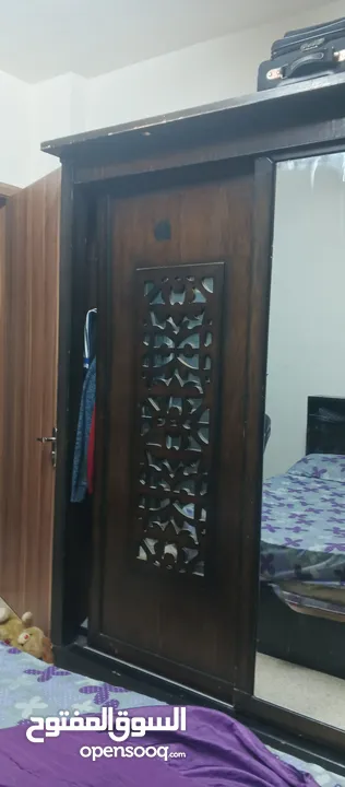 غرفة نوم مستعمل بجاحة الدهان