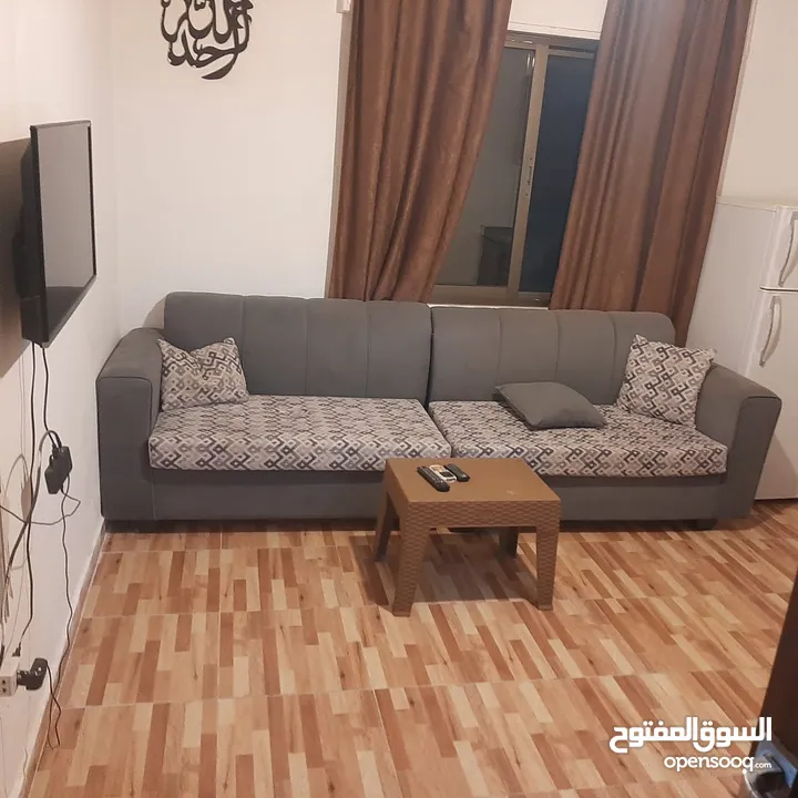 استوديوهات مفروشة للايجار