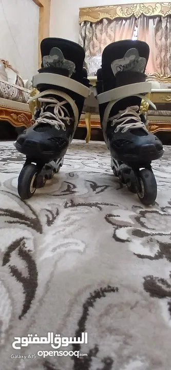 سكيت مستعمل مع كسارات بحالة الوكالة