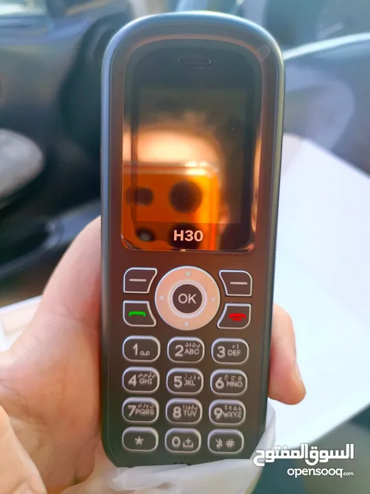 هاتف H30 جديد بالكرتونة مع كامل اغراضه