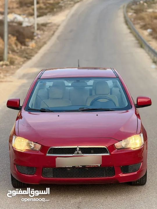 لانسر 2010.اصل خصوصي.بحاله ممتازه .فحص نضيف .اتماتيك .بنزين .رام لله او الخليل