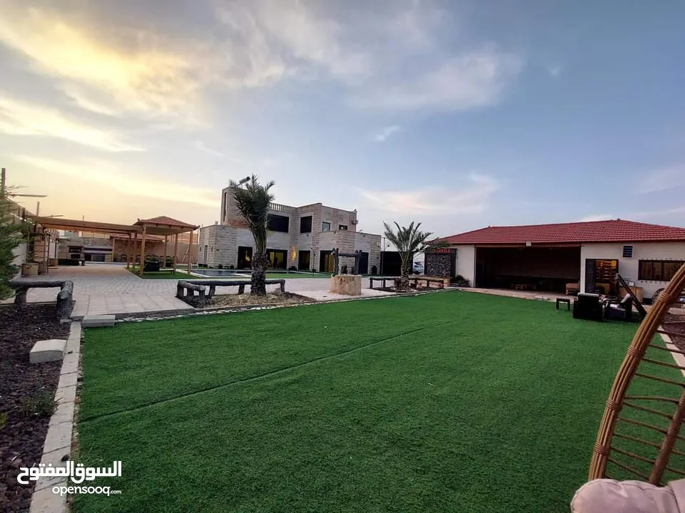 أكبر وفخم مزرعة في عمان مجهزة بالكامل للحفلات  زفاف/حنا/خطوبة/تخرج  اقوى العروض ل فترة محدودة