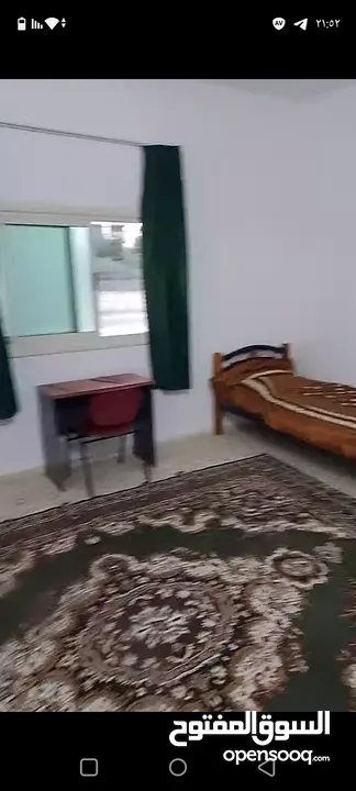 غرفة مفروشة بسكن مشترك مع طالبات مقابل جامعة الخليل