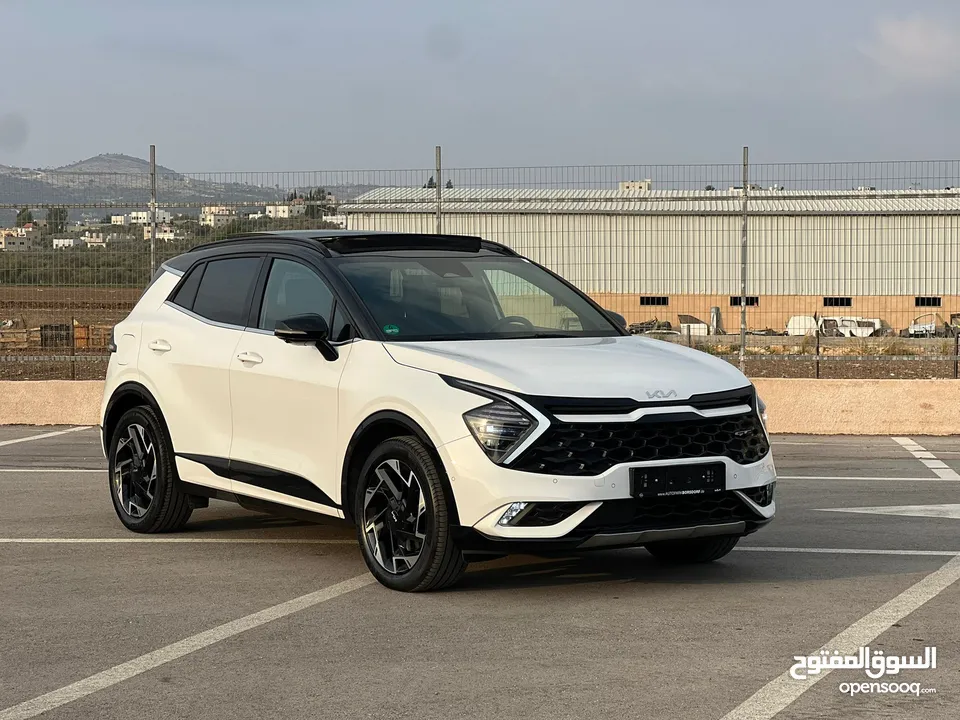 كايا سبورتاج  GT-Line Plug In /2022  فل الفل فتحة سقف بانوراما  فل مسكر  Plug In 4x4 -  271Hp