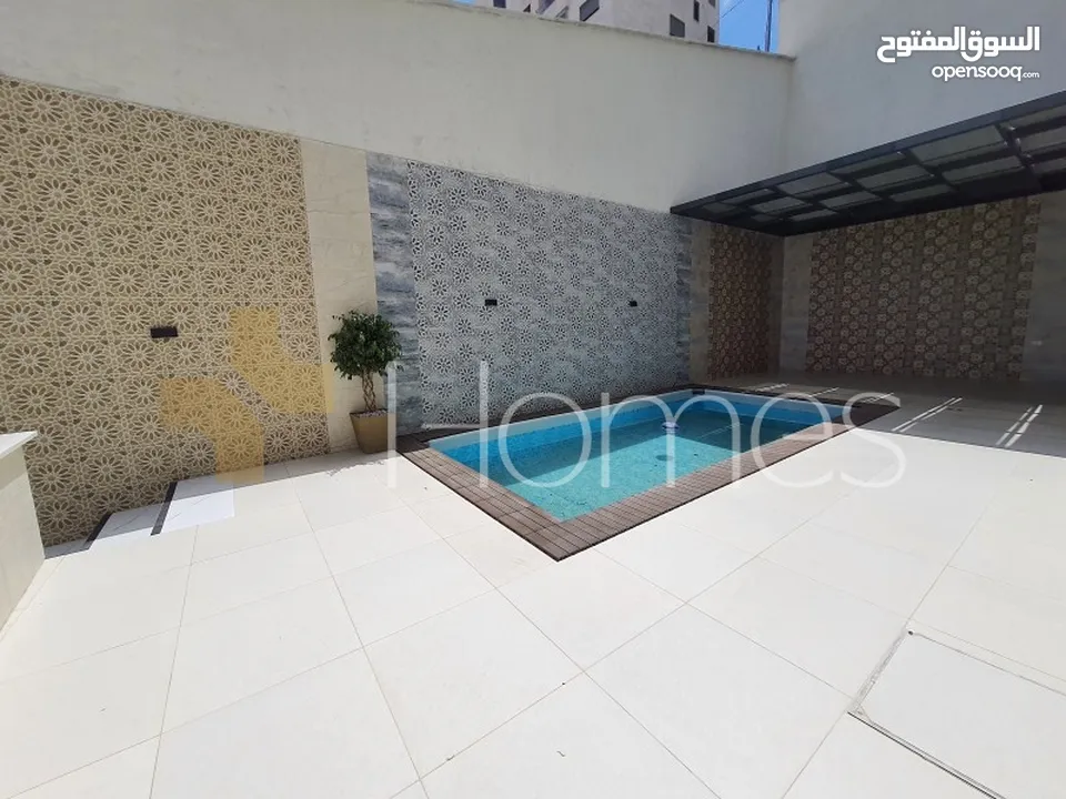شقق ارضية مع مسبح و حديقة للبيع في رجم عميش بمساحة بناء240م