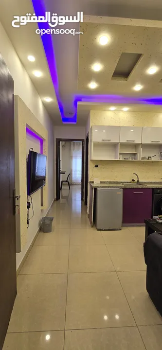 شقة فندقية فخمة و مميزة جداً للإيجار اليومي و الاسبوعي (يمنع الكابلز) (بأسعار منافسة ) خدمة 24 ساعة