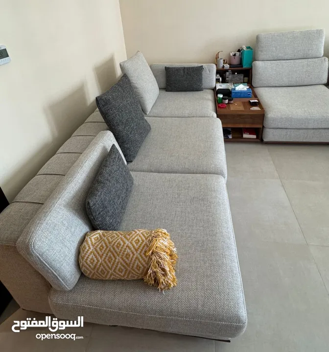 كنب تفصيل من Dubai Furniture World