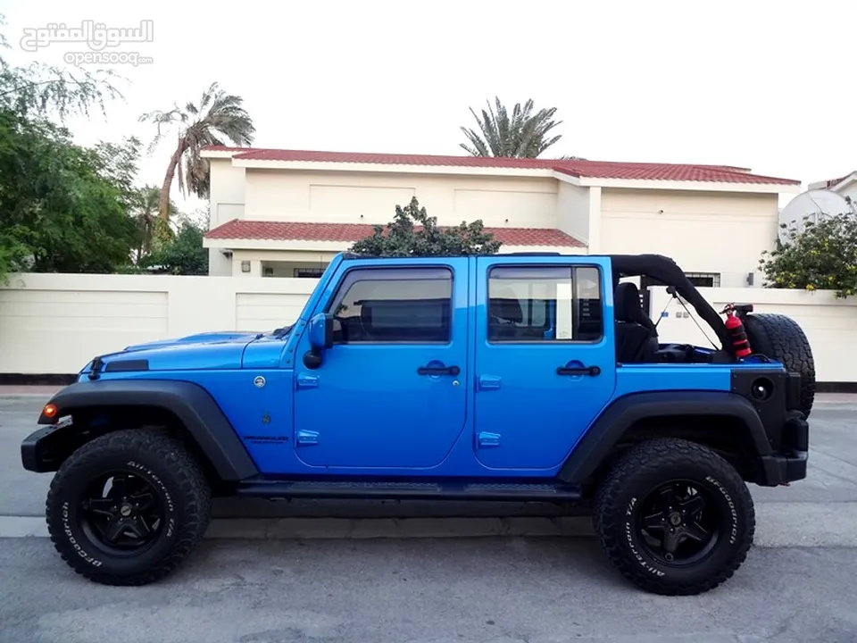 Jeep Wrangler Sahara Unlimited (2016) # Convertible # 3737 8658