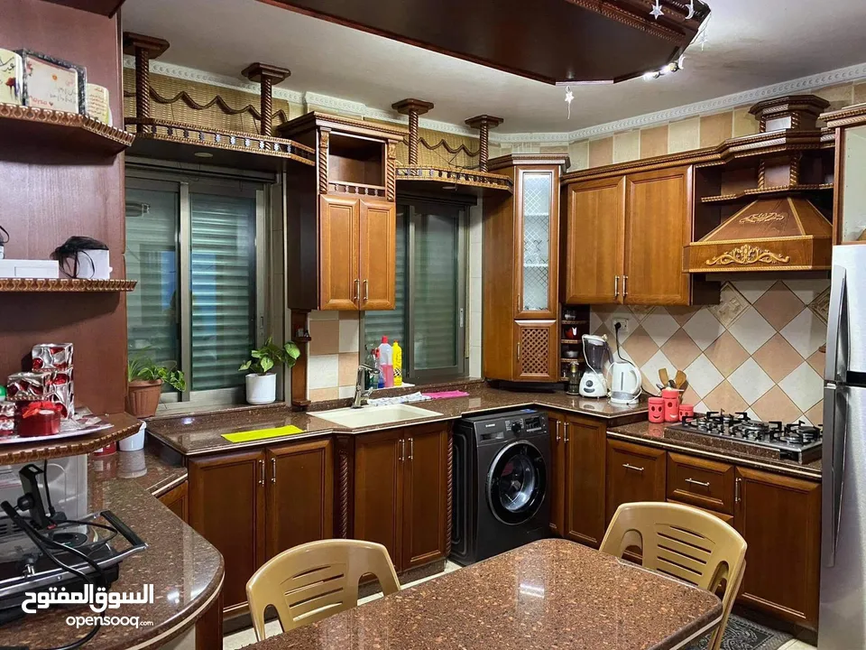 شقة للإيجار ام الشرايط