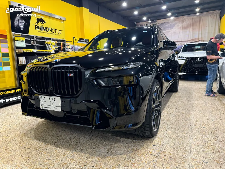 BMW X7 M60i