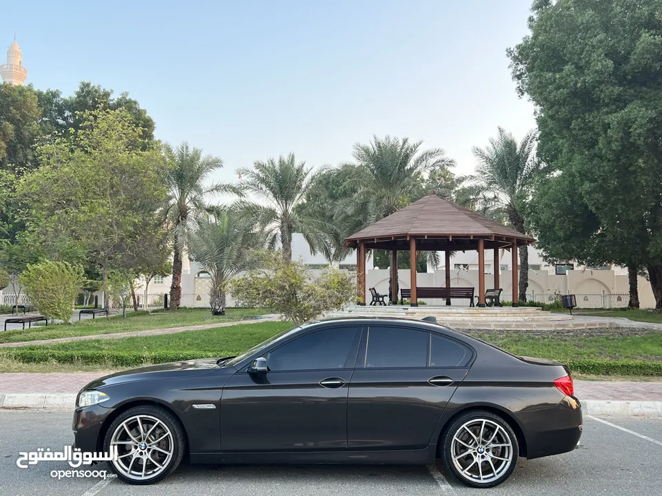 BMW 535i Twinturbo 2014 Luxury Line M Kit in Perfect Condition GCC Fully Loaded