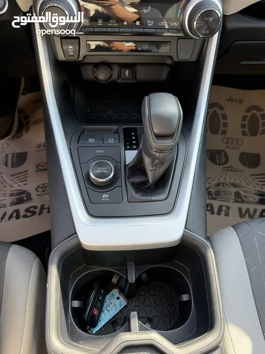 تويوتا RAV4 ترخيص 2022 محرك 2500 هايبرد جير أوتوماتيك 296 حصان